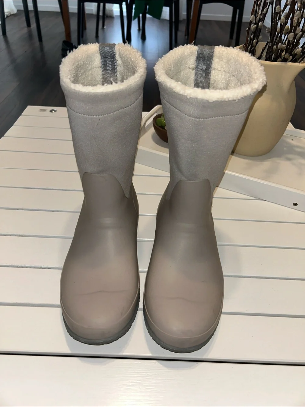 Hunter Taupe Short Rain Boots with Cream Fleece Lining